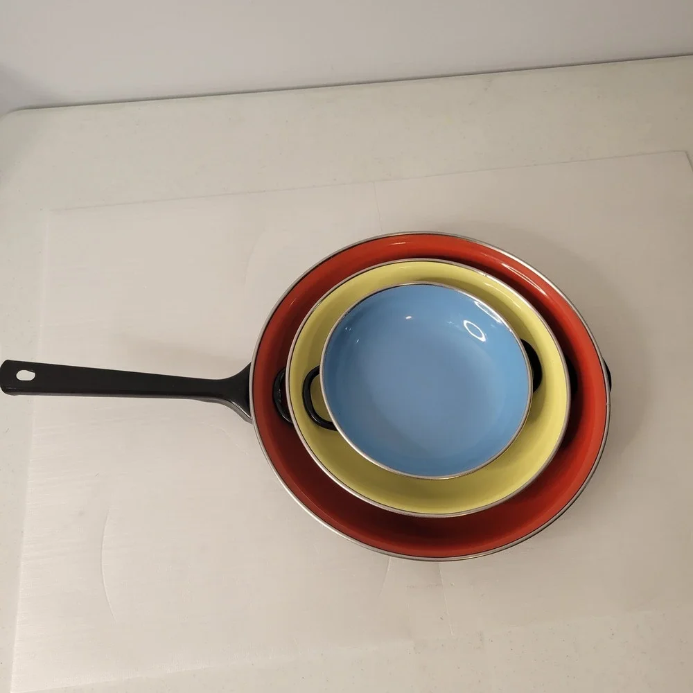 Vintage Enamelware Skillet Set 3pc Multi Color Yugoslavia Nesting Pans Handle